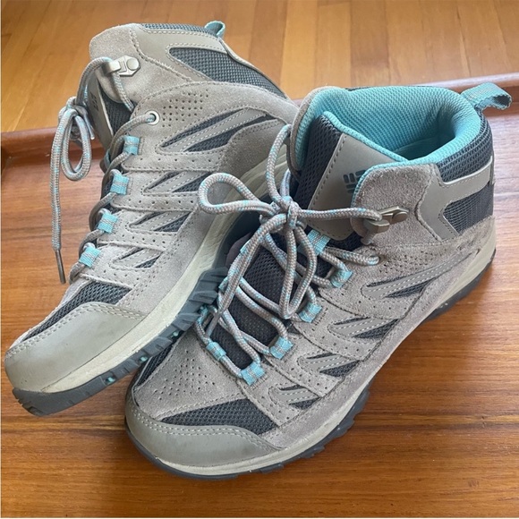 Columbia Crestwood Mid Top Women's Hiking/Trail Shoe - Picture 3 of 11